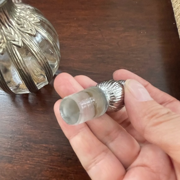 Silvestri silver plated blown glass ornament - Picture 5 of 7